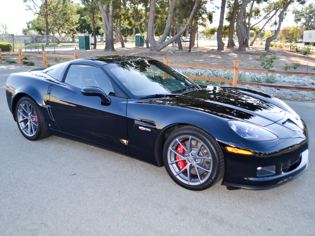 2009_chevrolet_corvette_zo6_2454_1