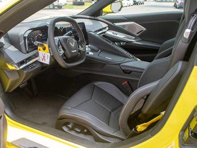 2020 c8 accelerate yellow corvette coupe interior 1 1