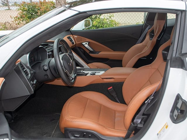 2016 white z06 3lz z07 coupe interior 1