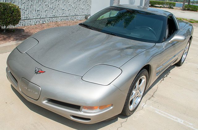 2002 pewter corvette coupe exterior 1